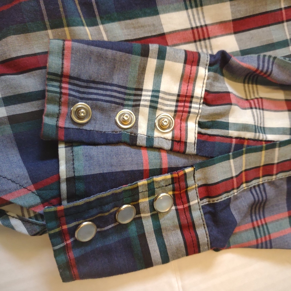 Vintage Outlaw Western Wear  Long Sleeve  Pearl Snap  Plaid Red green blue Med - Picture 5 of 5